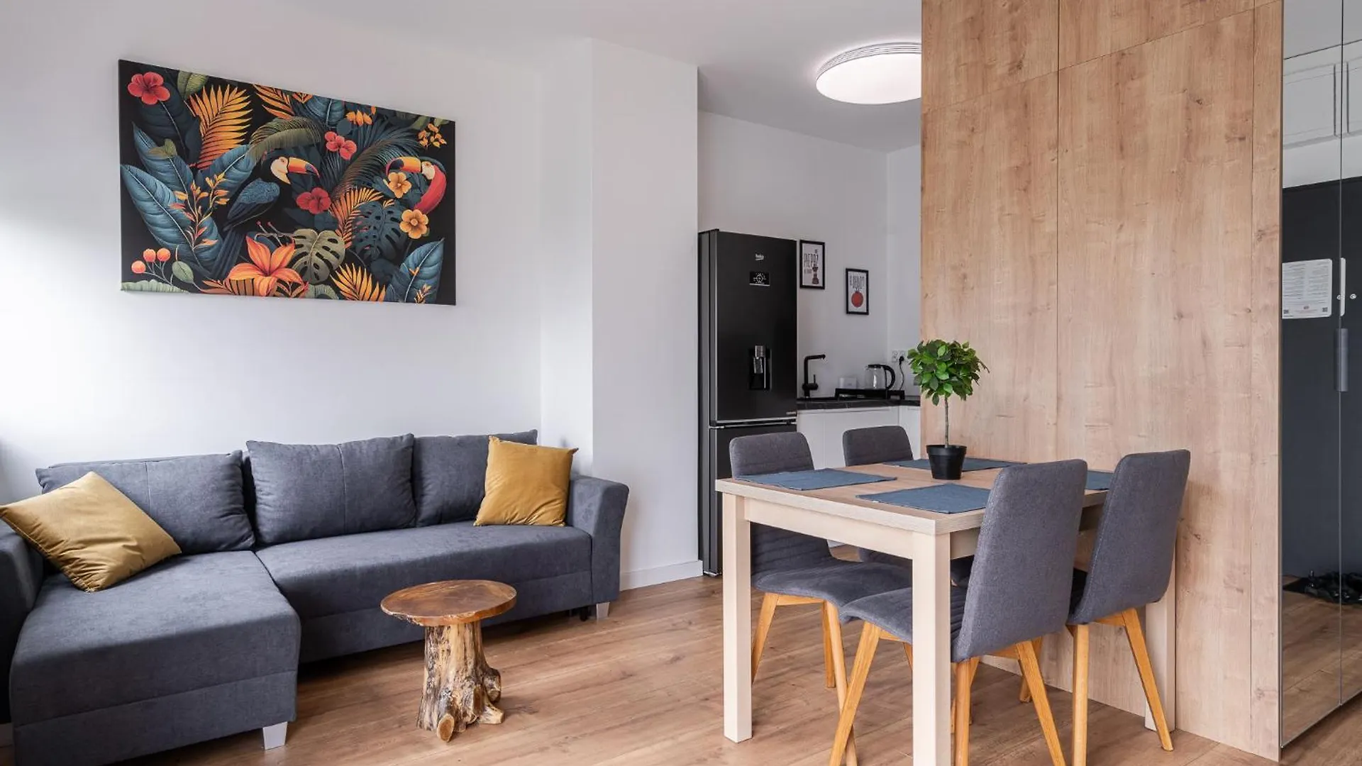 Apartment Rentplanet - Apartament Rozanka Wroclaw